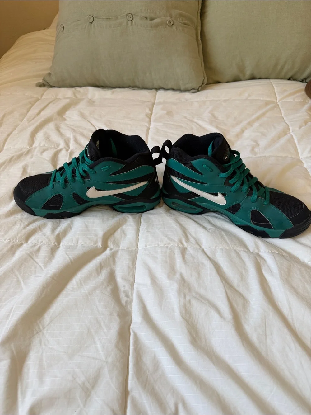 Nike Ken Griffey JR Black and Teal High-Top Sneakers